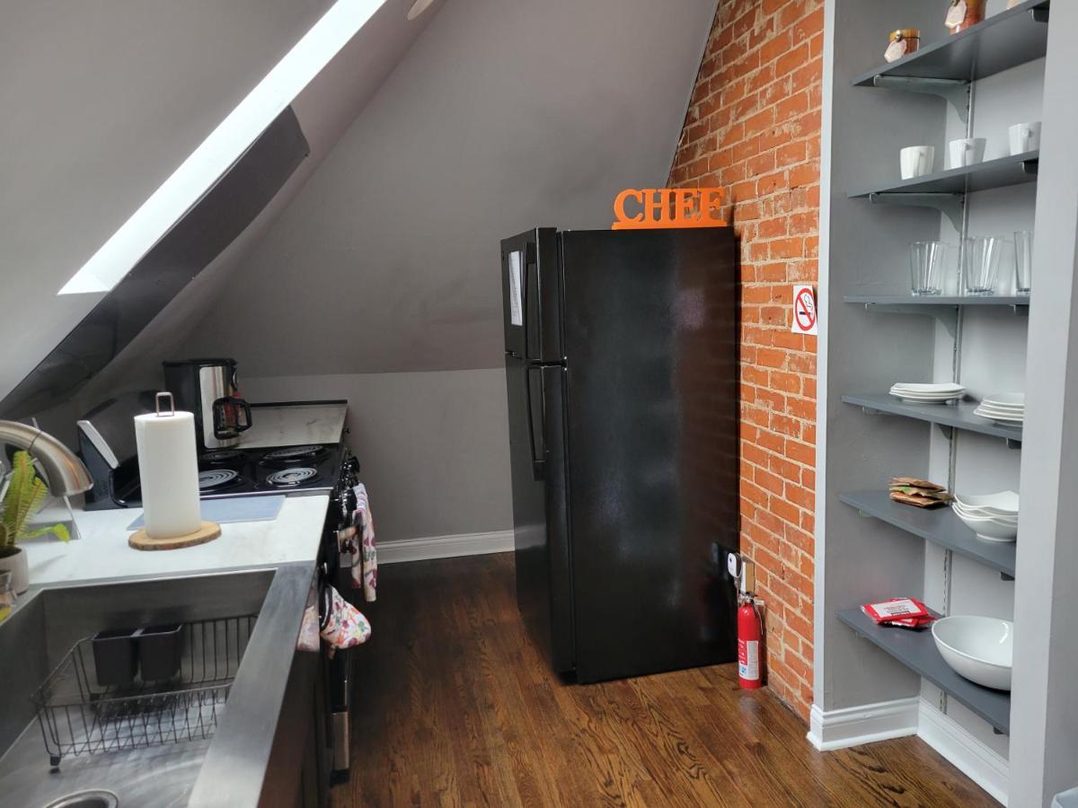 Modern Rustic Split Level With Balcony Appartement Cincinnati Buitenkant foto